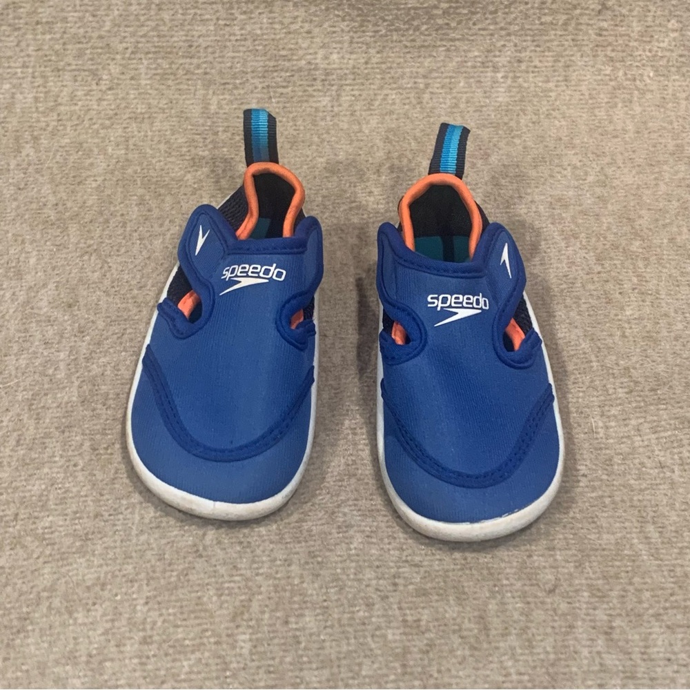 Speedo Water Shoes Flip Flop Slides Slip On Sandal
Baby Boy or Girl 5 / 6 Unisex